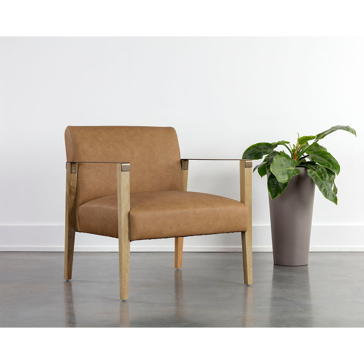 Sunpan, Earl Lounge Chair - Rustic Oak