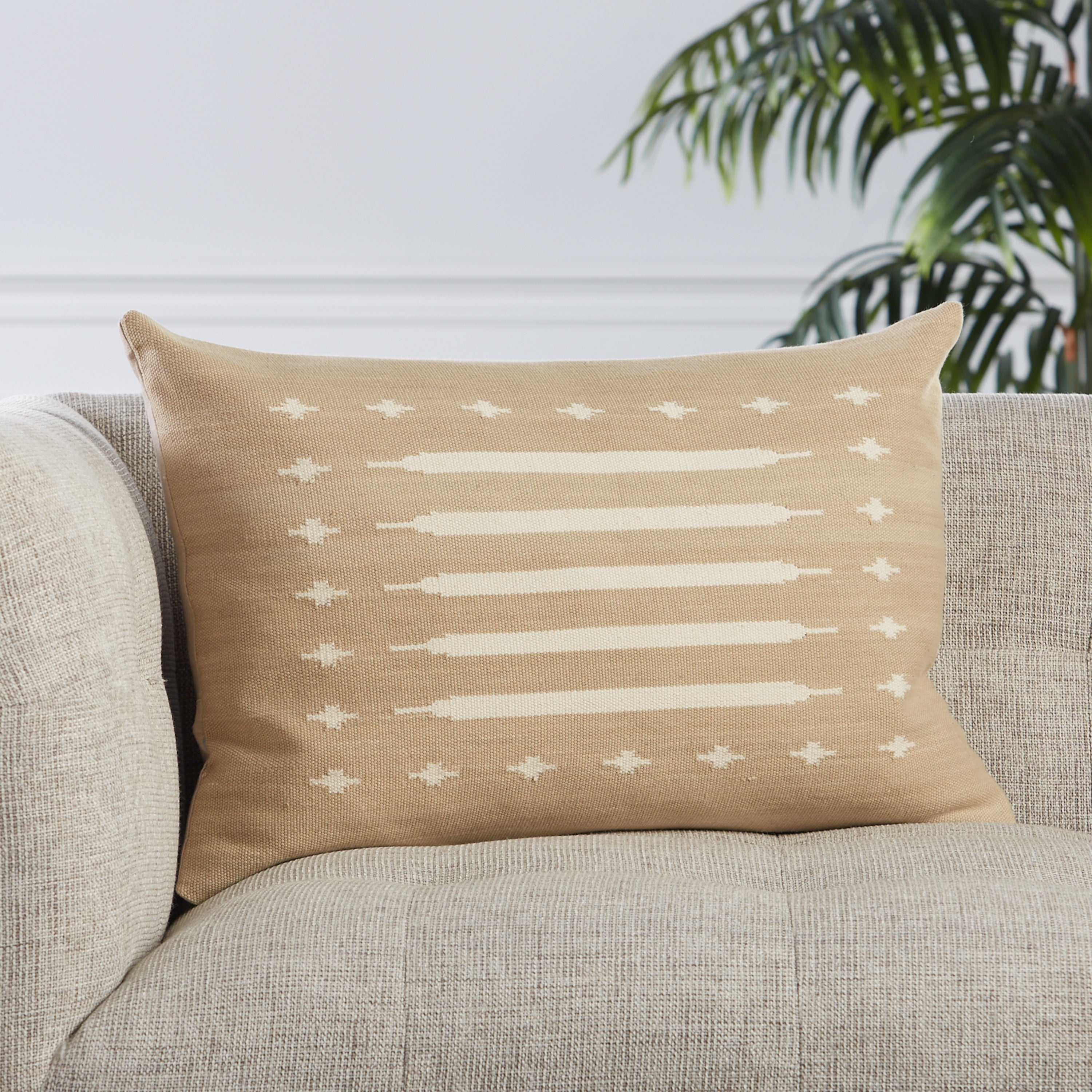 Jaipur Living, Emani Taupe / Cream Pillow