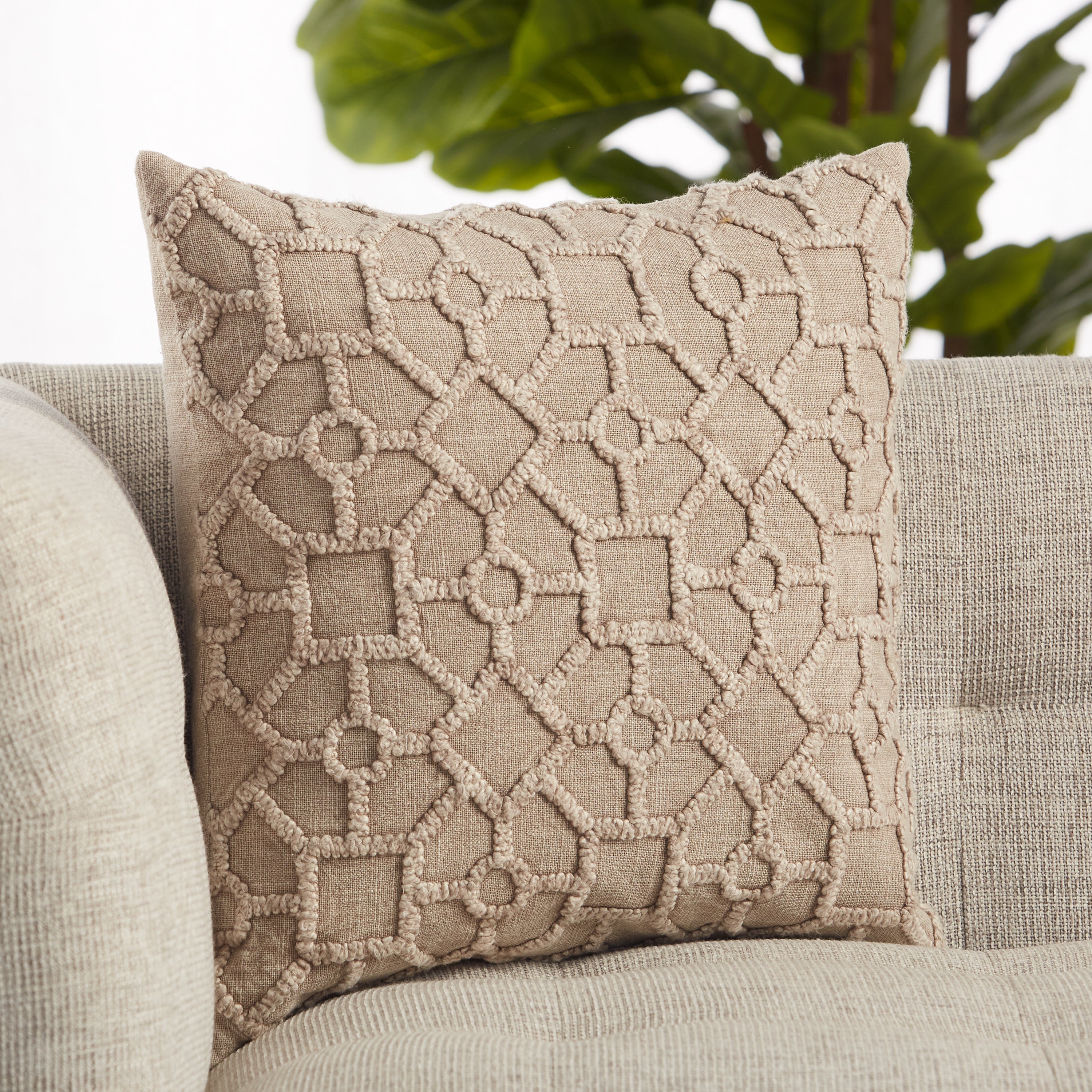 Jaipur Living, Espanola Pillow